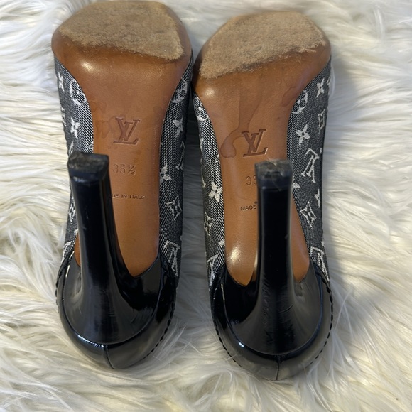 Louis Vuitton Pumps - Picture 7 of 11
